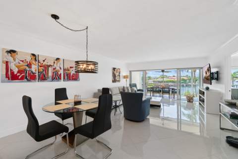 400 N Federal Highway #315, Deerfield Beach FL - photo 11 of 57