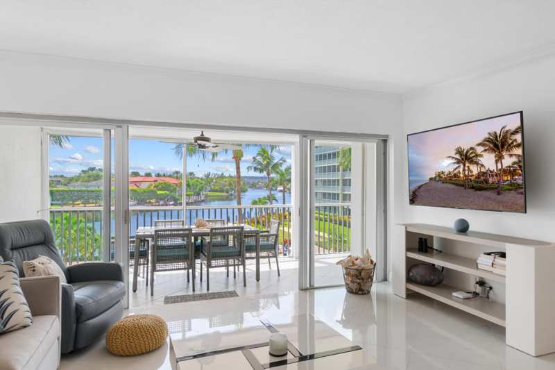 2 bedroom Condominium at 400 N Federal Highway #315, River House Towers Condo, Deerfield Beach — photo 1