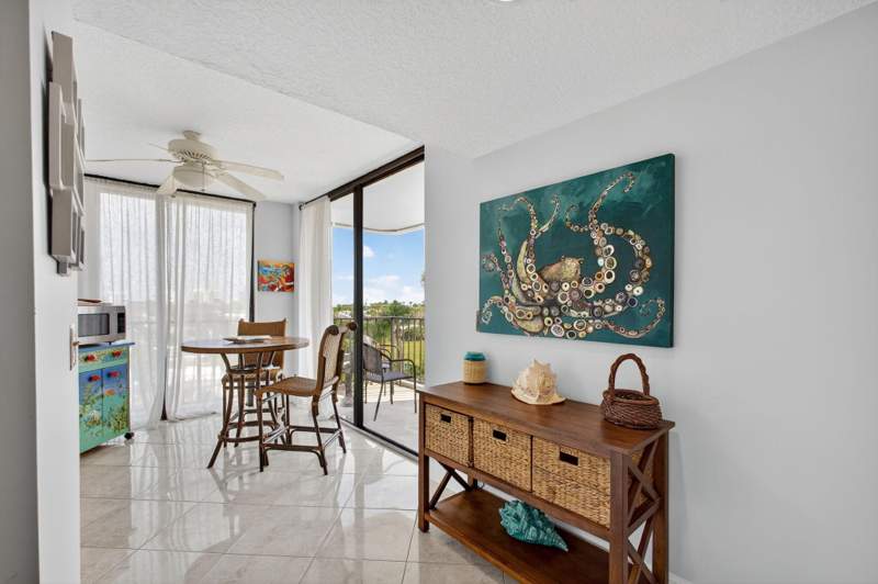 2 bedroom Condominium at 5059 N Hwy A1A #406, BRYN MAWR OCEAN TOWERS, A CONDOMINIUM, Fort Pierce — photo 5