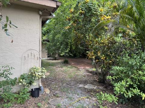 11287 Woodchuck Lane, Boca Raton FL - photo 7 of 8