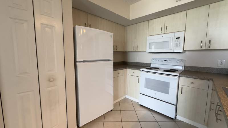2 bedroom Condominium at 1801 N Flagler Drive #630, Flagler Pointe Condo, West Palm Beach — photo 3