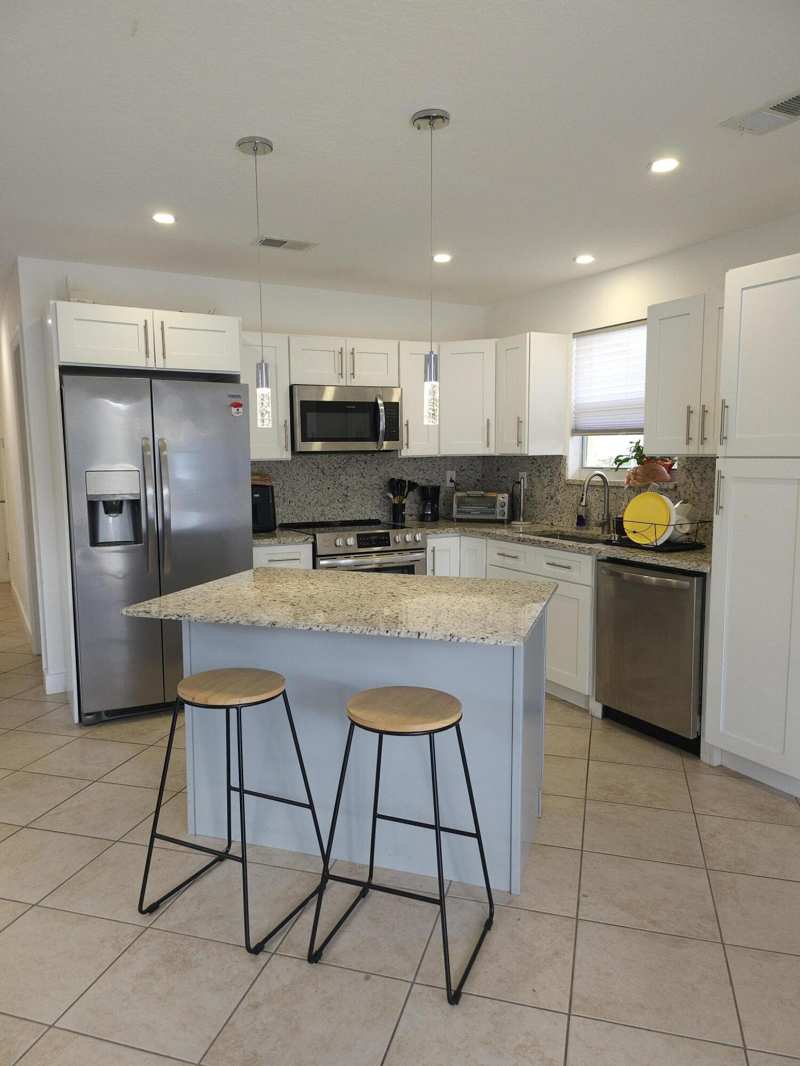 3 bedroom Single Family Residence at 2711 NW 16 Street, Golden Heights Homes, Fort Lauderdale — photo 1