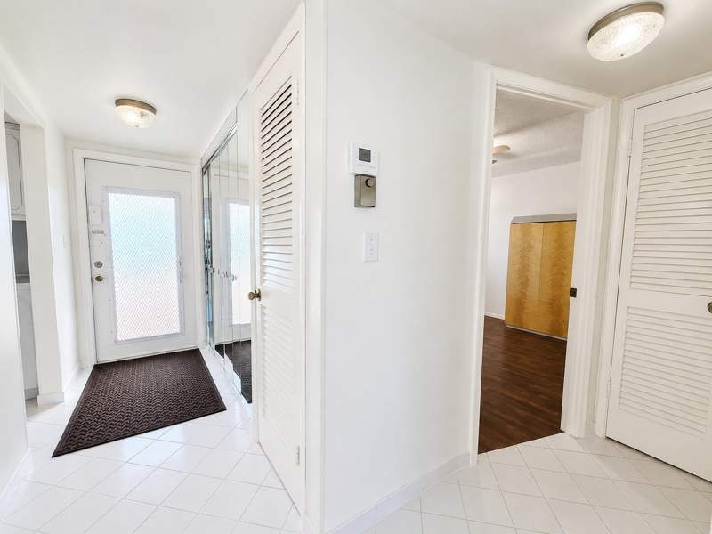 2 bedroom Condominium at 3051 Sunrise Lakes Drive #203, Sunrise Lakes, Sunrise — photo 4