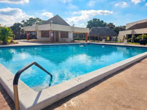 3051 Sunrise Lakes Drive #203, Sunrise FL - photo 16 of 23