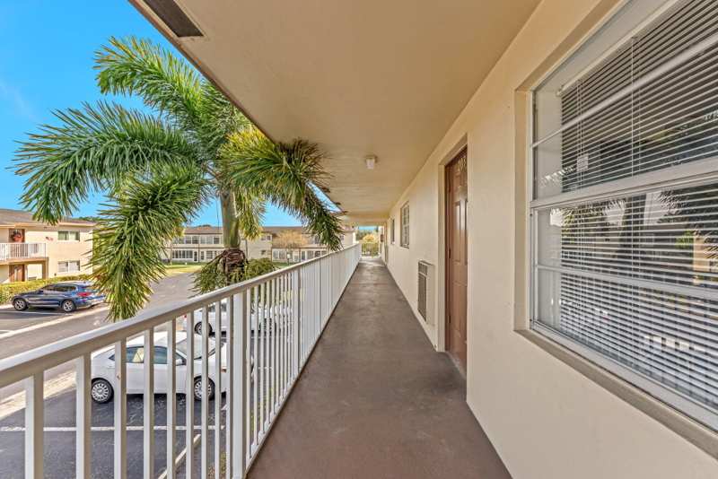 2 bedroom Condominium at 601 NW 78th Terrace #203, Oriole Gardens Two 53 Condo, Margate — photo 1