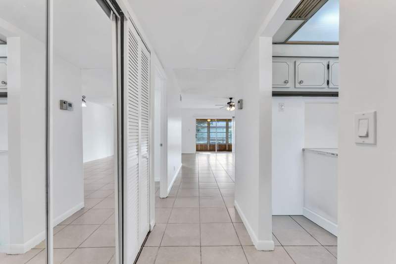 2 bedroom Condominium at 601 NW 78th Terrace #203, Oriole Gardens Two 53 Condo, Margate — photo 5