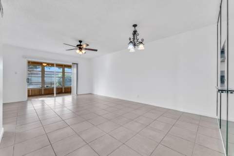 601 NW 78th Terrace #203, Margate FL - photo 14 of 23