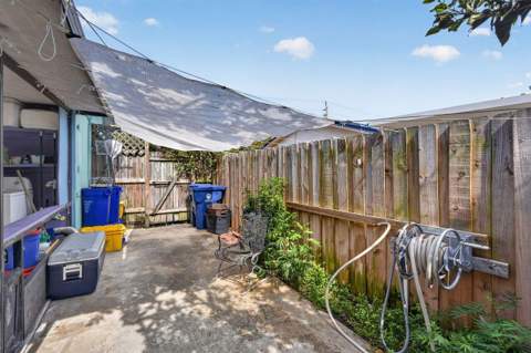 303 S Delaware Boulevard, Jupiter FL - photo 17 of 49