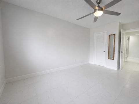 1115 Lake Terrace #208, Boynton Beach FL - photo 14 of 17