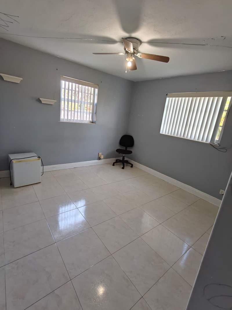 4 bedroom Single Family Residence at 324 Mid Pines Road, Palm Spgs Village 02, Palm Springs — photo 5