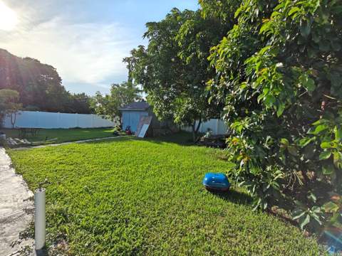 324 Mid Pines Road, Palm Springs FL - photo 12 of 18