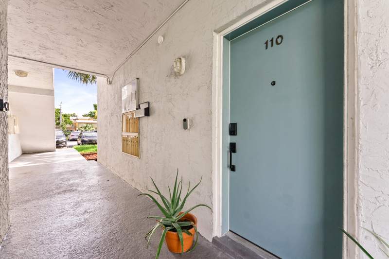 1 bedroom Condominium at 8410 W Sample Road #110, Coral Pine Condo 1, Coral Springs — photo 4