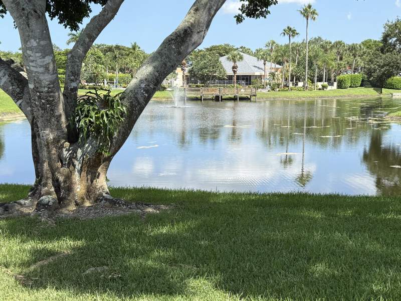 2 bedroom Villa at 10884 Lake Front Place, Waterberry Villas, Boca Raton — photo 4