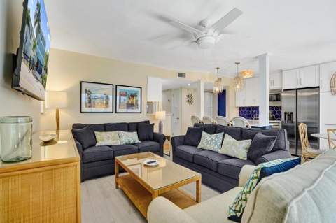 4549 N Ocean Drive #1, Lauderdale-By-The-Sea FL - photo 16 of 40
