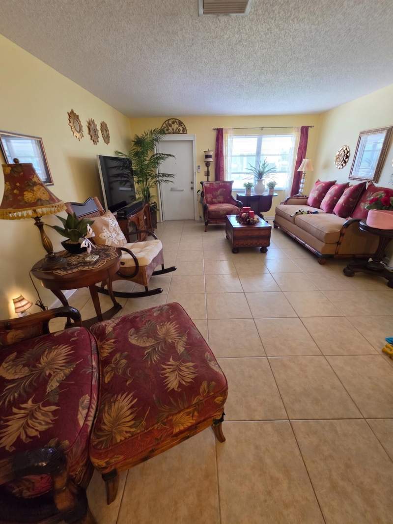 2 bedroom Single Family Residence at 1707 SW 19th Court, Boynton Beach Leisureville, Boynton Beach — photo 4
