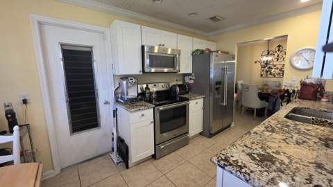 1707 SW 19th Court, Boynton Beach FL - photo 7 of 20