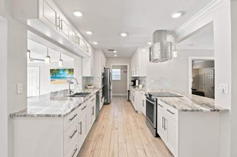 2511 NE 20th Avenue, Lighthouse Point FL - photo 15 of 108