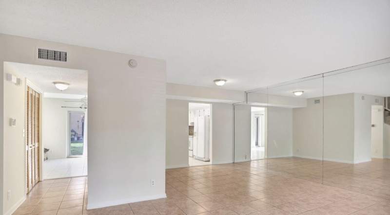 3 bedroom Townhouse at 3056 Riverside Drive #c6, Riverside Estates Condo, Coral Springs — photo 3