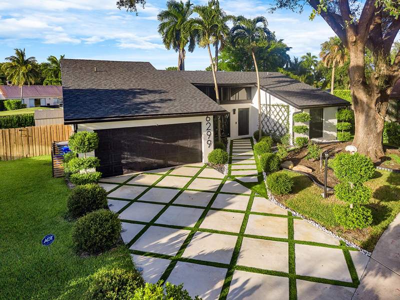 4 bedroom Single Family Residence at 6299 Hollandaire Drive, Amberwoods Of Boca 1st Add, Boca Raton — photo 3