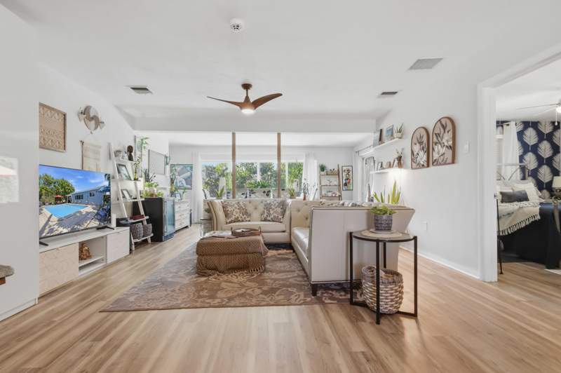 4 bedroom Single Family Residence at 7530 LINCOLN Street, BOULEVARD HEIGHTS SEC 2, Hollywood — photo 5