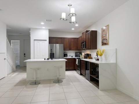 1091 NW 33rd Street, Pompano Beach FL - photo 9 of 21