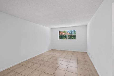 450 SW 2nd Avenue #205, Boca Raton FL - photo 8 of 45