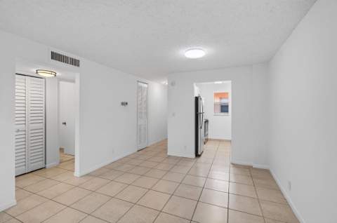 450 SW 2nd Avenue #205, Boca Raton FL - photo 10 of 45