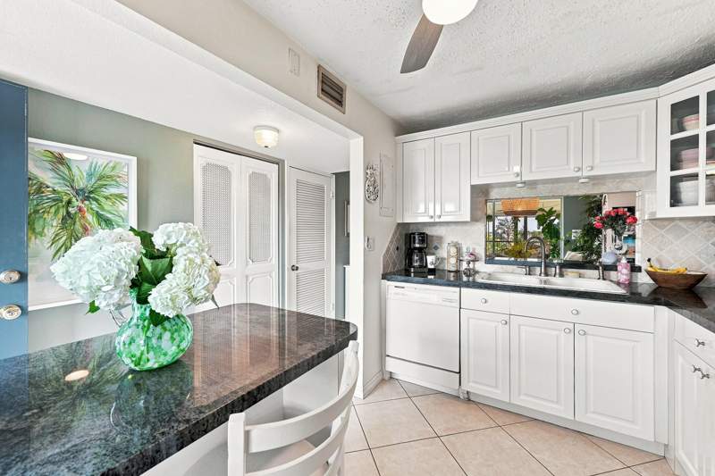 2 bedroom Condominium at 777 S Federal Highway #401N, Island Club Four Condo, Pompano Beach — photo 4