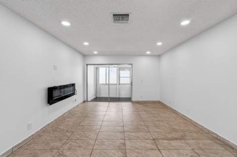 2522 Emory Dr Drive #I, West Palm Beach FL - photo 23 of 79