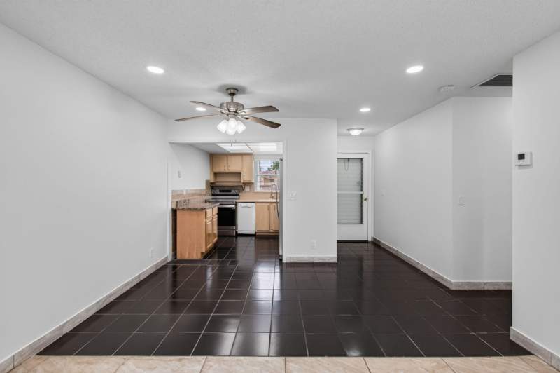 2 bedroom Villa at 2522 Emory Dr Drive #I, Cresthaven Villas Emory Section, West Palm Beach — photo 5