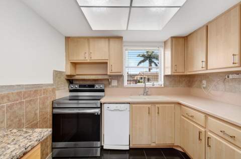 2522 Emory Dr Drive #I, West Palm Beach FL - photo 14 of 79