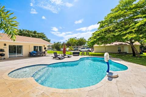 8645 Pinto Drive, Lake Worth FL - photo 8 of 41