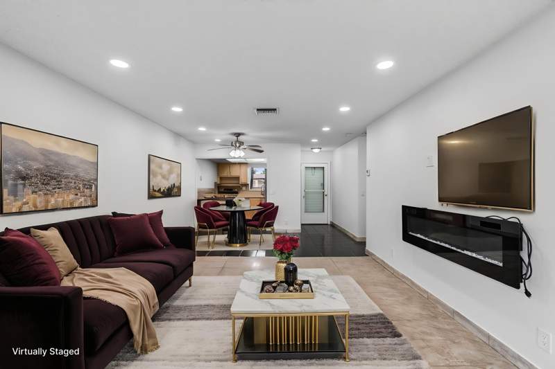 2 bedroom Villa at 2522 Emory Dr Drive #I, Cresthaven Villas Emory Section, West Palm Beach — photo 2