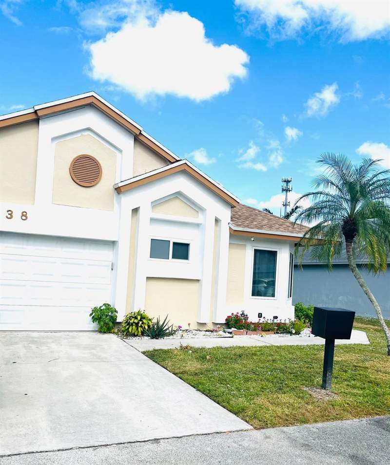 3 bedroom Single Family Residence at 838 E PALM RUN Drive, NORTH LAUDERDALE DIVISION, North Lauderdale — photo 1