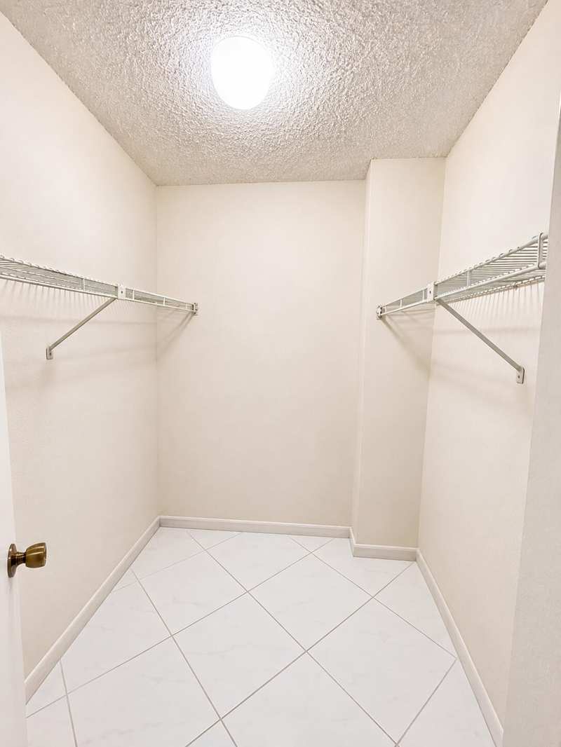 2 bedroom Condominium at 2802 N 46th Avenue #B318, Grandview At Emerald Hills Condo, Hollywood — photo 1