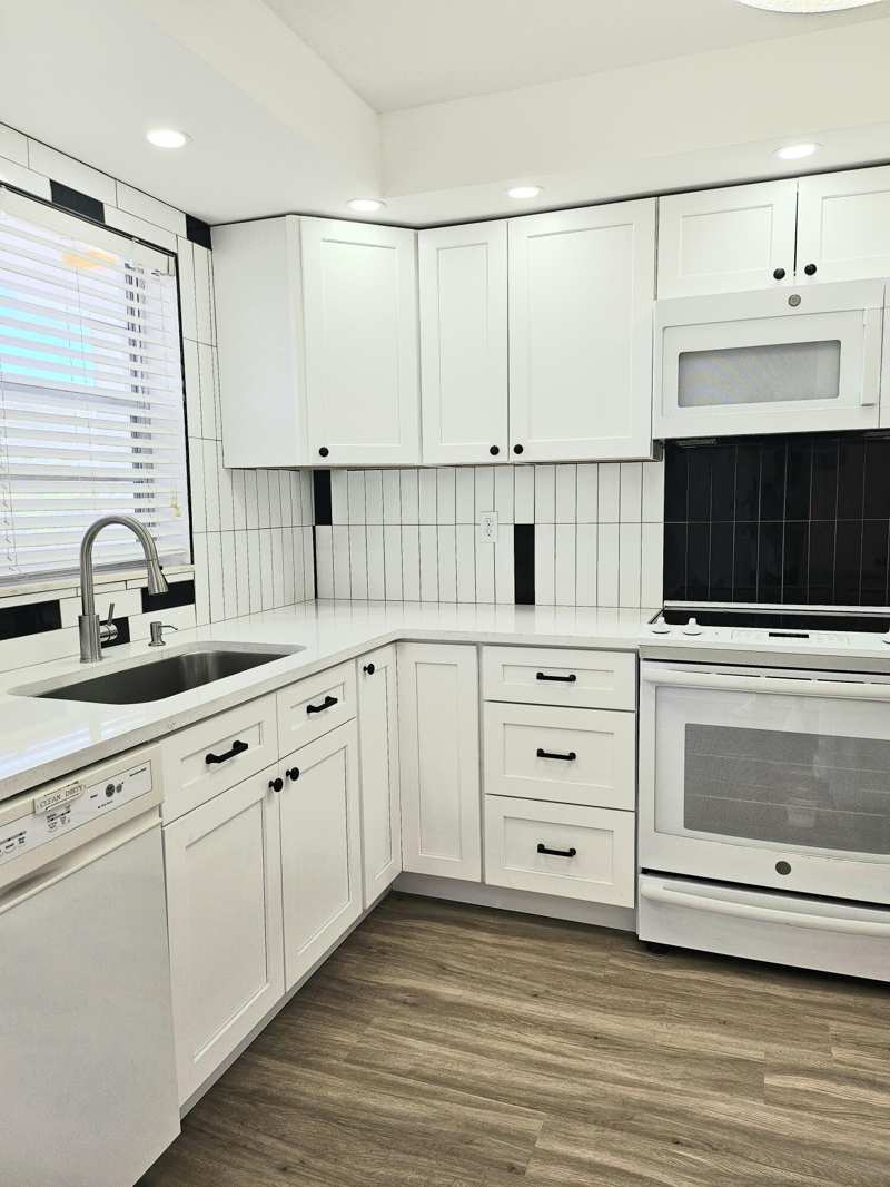 2 bedroom Condominium at 5860 NW 44th Street #412, Greens Of Inverrary Phase II, Lauderhill — photo 1