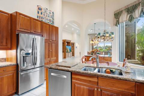 7960 Sandhill Court, West Palm Beach FL - photo 13 of 54