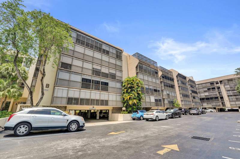 2 bedroom Condominium at 2802 N 46th Avenue #B318, Grandview At Emerald Hills Condo, Hollywood — photo 2