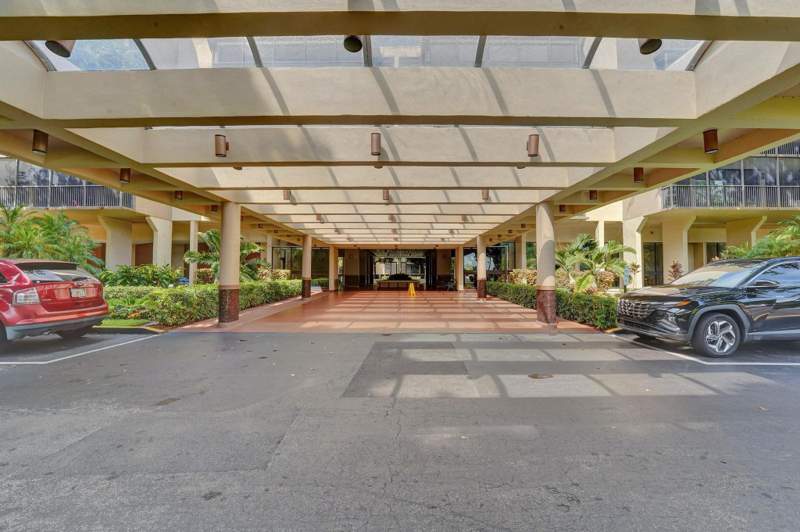 2 bedroom Condominium at 2802 N 46th Avenue #B318, Grandview At Emerald Hills Condo, Hollywood — photo 3