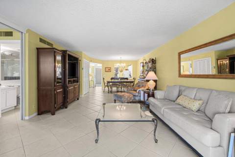 911 Gardenia Drive #249, Delray Beach FL - photo 15 of 44