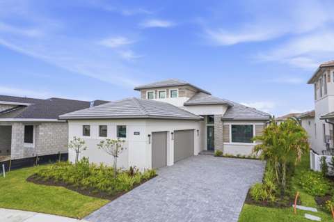 13921 Vivant Drive, home for sale in Palm Beach Gardens 33412