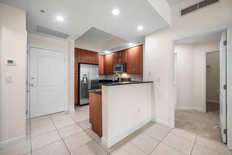 1 bedroom Condominium at 801 S Olive Avenue #715, One City Plaza Condo, West Palm Beach — photo 1