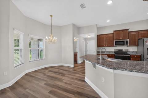 5852 NW Ethel Court, Port St. Lucie FL - photo 8 of 46