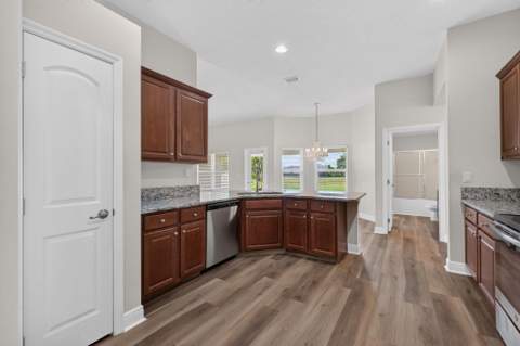 5852 NW Ethel Court, Port St. Lucie FL - photo 12 of 46