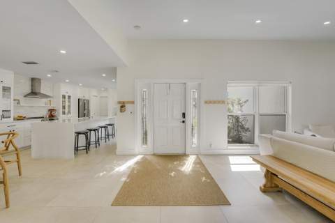 275 NW 39th Way, Deerfield Beach FL - photo 7 of 49