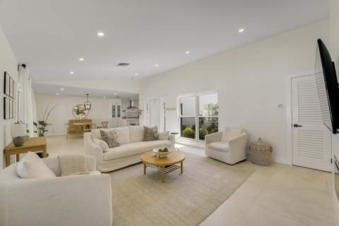 275 NW 39th Way, Deerfield Beach FL - photo 12 of 49