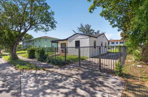 509 20th Street, West Palm Beach FL - photo 19 of 58