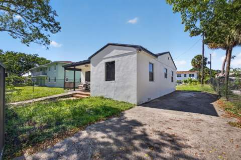 509 20th Street, West Palm Beach FL - photo 20 of 58