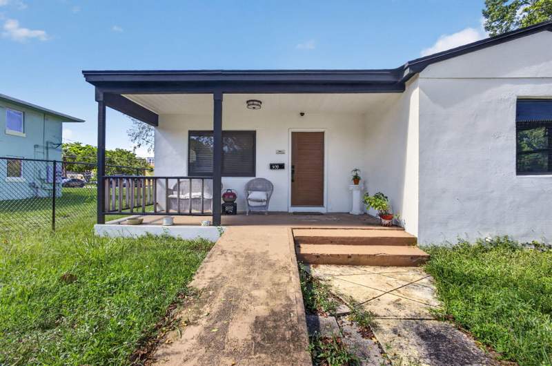 3 bedroom Single Family Residence at 509 20th Street, Pleasant City, West Palm Beach — photo 5