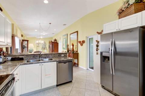 2323 Windjammer Way, West Palm Beach FL - photo 19 of 45